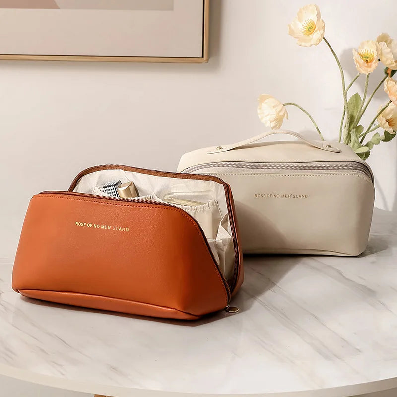 Bolsa de Cosméticos de Alta Capacidad – Diseño Moderno y Portátil